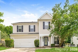 Building Photo - 12125 Winghurst Dr