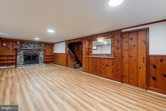 Building Photo - 871 Highland Ave