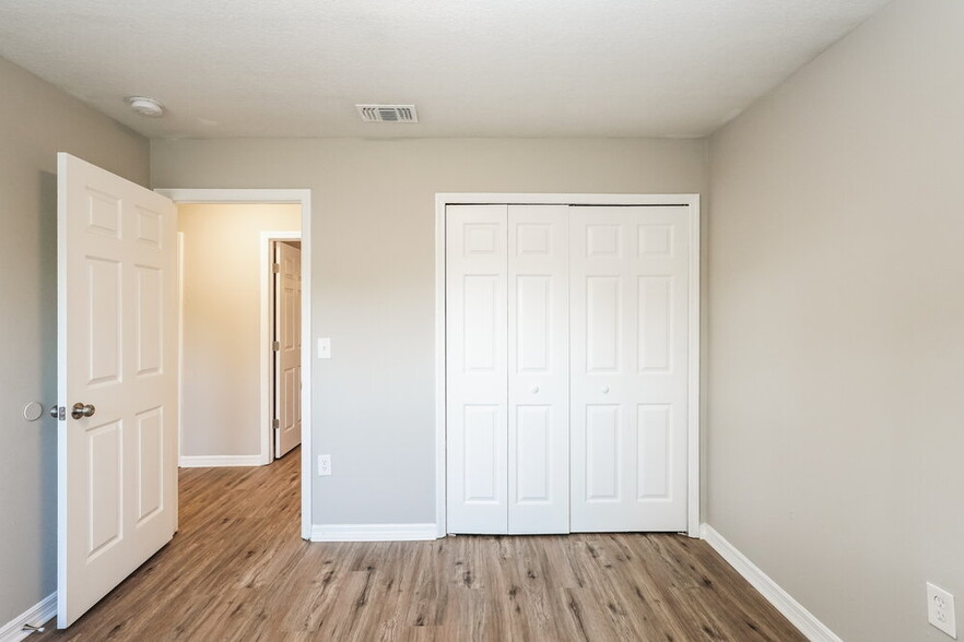 Building Photo - 3352 Kelsey Ln