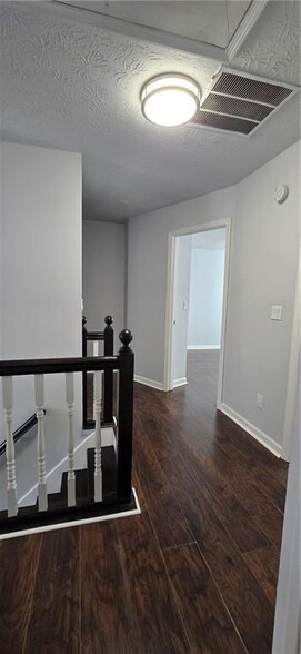 Building Photo - 3175 Haverhill Rowe