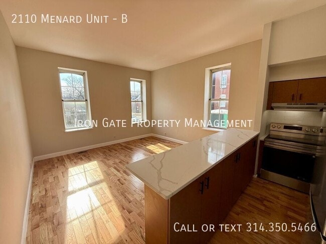 Building Photo - 2110 Menard St