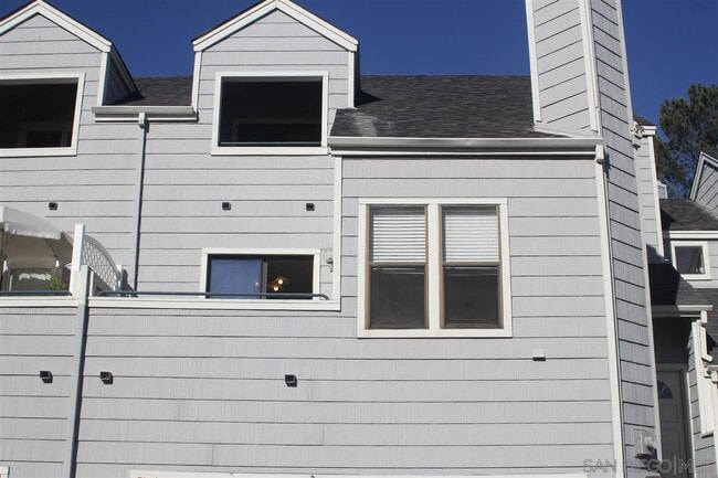 Building Photo - 11093 Scripps Ranch Blvd