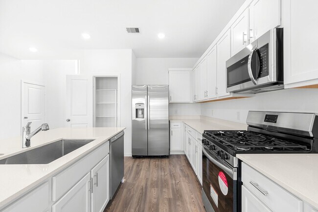 Building Photo - 27219 Henley Rdg Dr