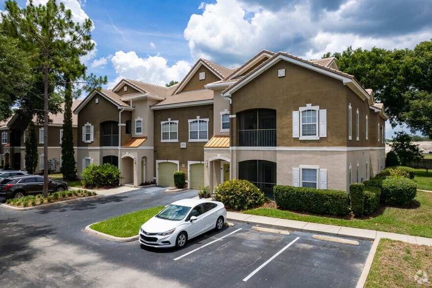 Building Photo - Ballantrae Apartments