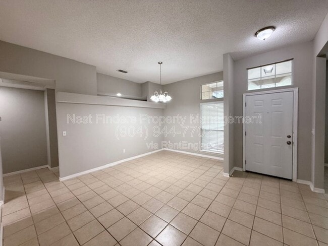 Building Photo - 816 Brookstone Ct