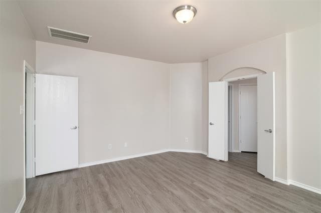 Building Photo - 9901 Amaryllis Ln