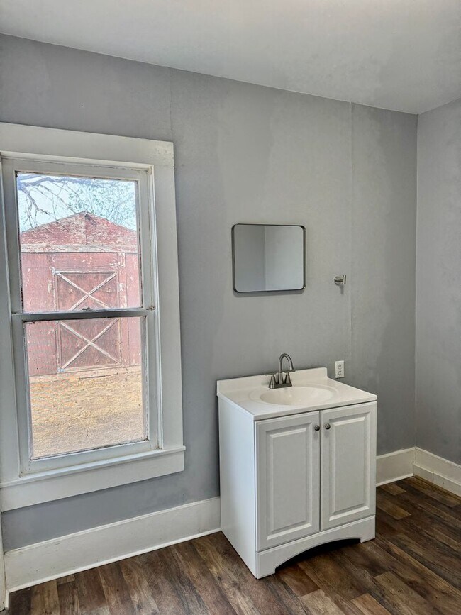 Building Photo - Charming 3 Bedroom Home For Rent in Slaton!