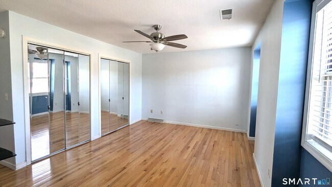Building Photo - 157 Austin Ryer Ln