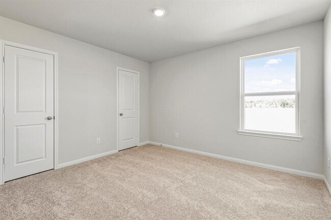 Building Photo - 8119 Sunberry Shadow Dr