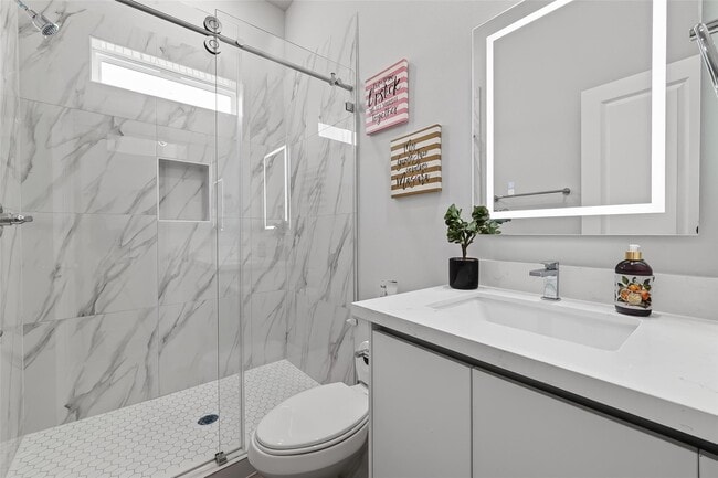 Building Photo - 6702 Metro Blvd