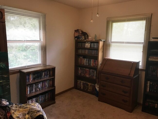 Building Photo - 985 Lum Ave