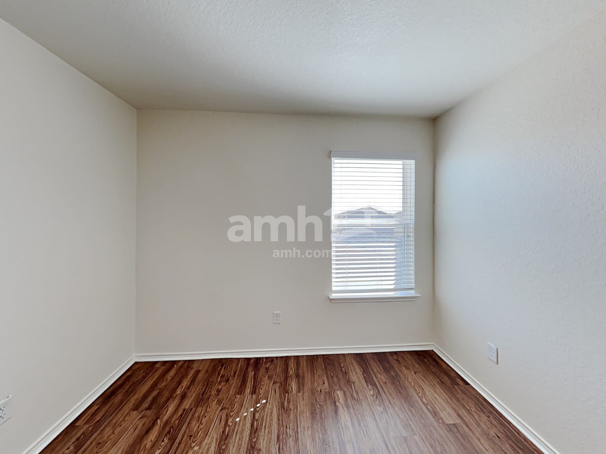 Building Photo - 261 Mistflower