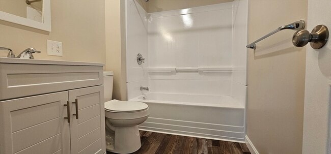 Building Photo - 20 Park Ave