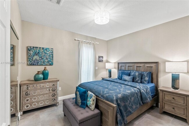 Building Photo - 14721 SW 13th St