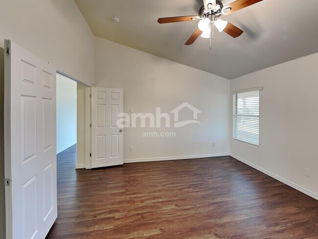 Building Photo - 2508 N 134th Ave