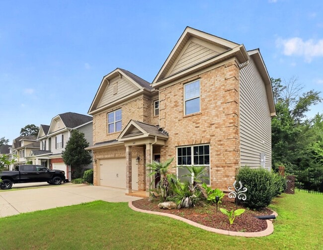 Building Photo - 549 Daventry Ct