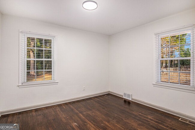 Building Photo - 2105 Fellowship Rd