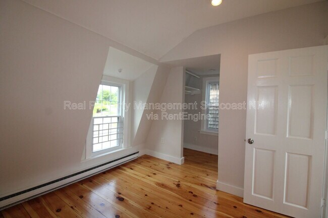 Building Photo - 11 Washington Rd