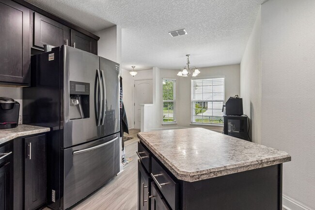 Building Photo - 87096 Farnsworth Ln