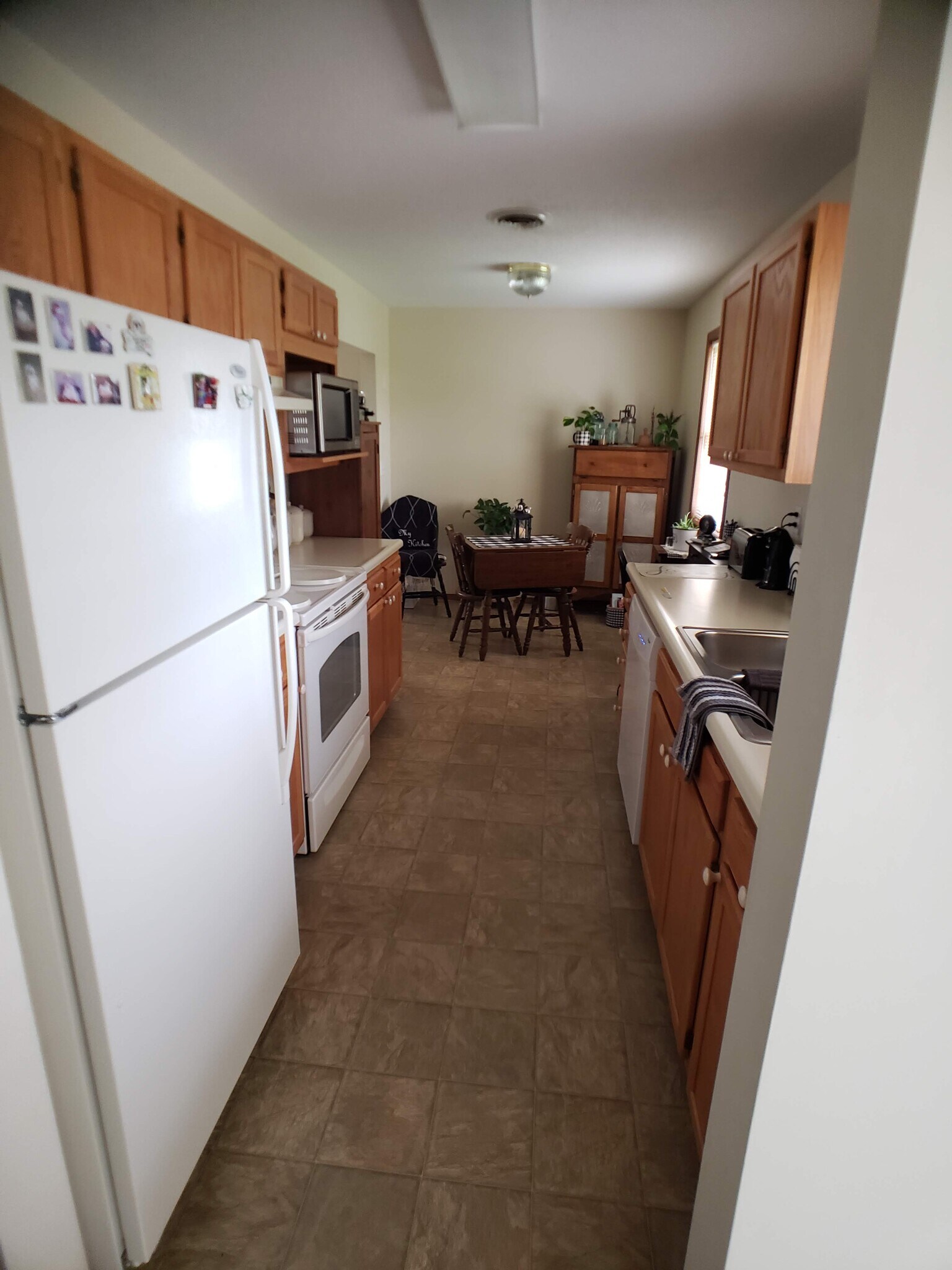 Building Photo - 1103 Sandra Ct