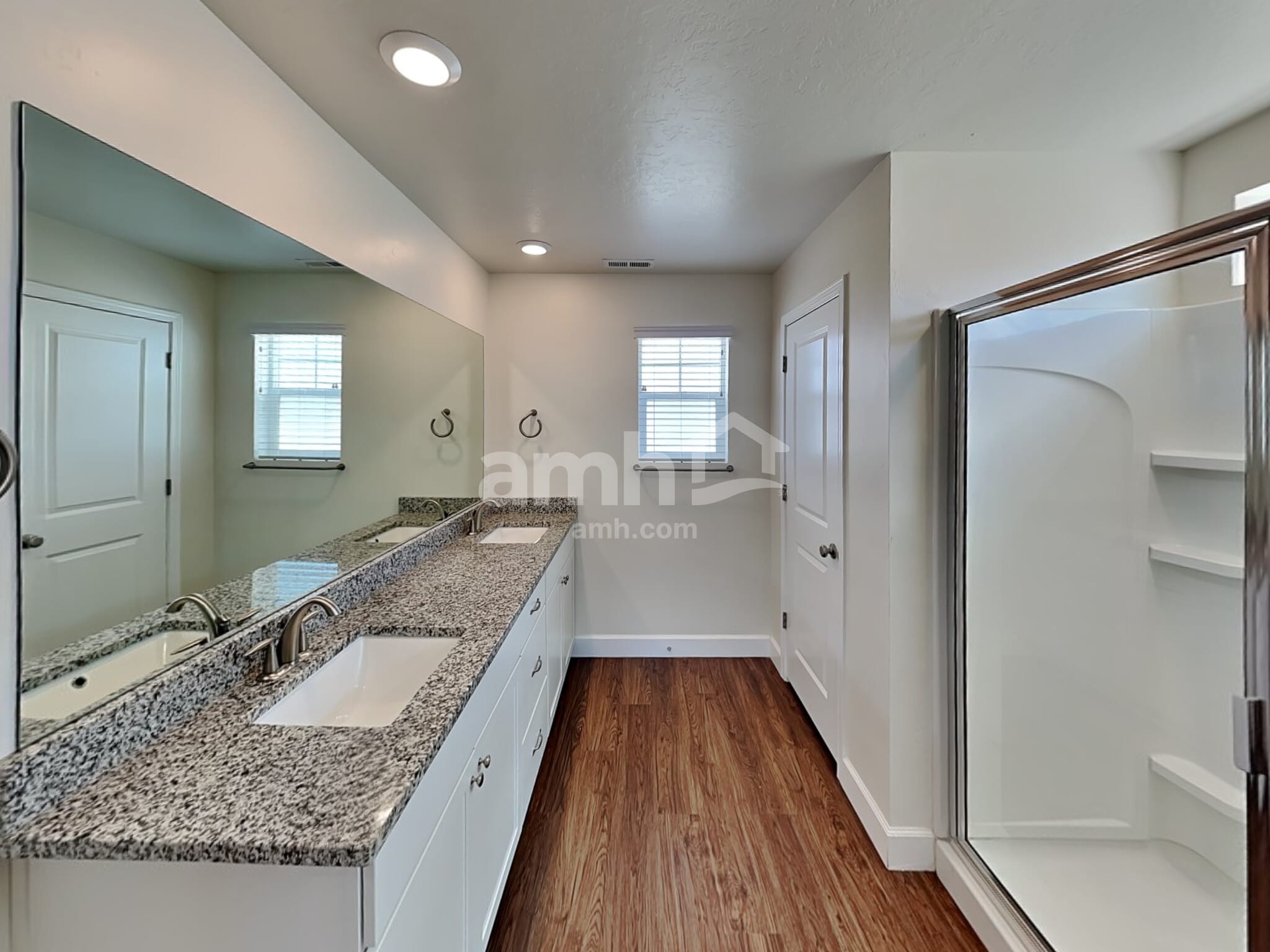 Building Photo - 983 W 850 S