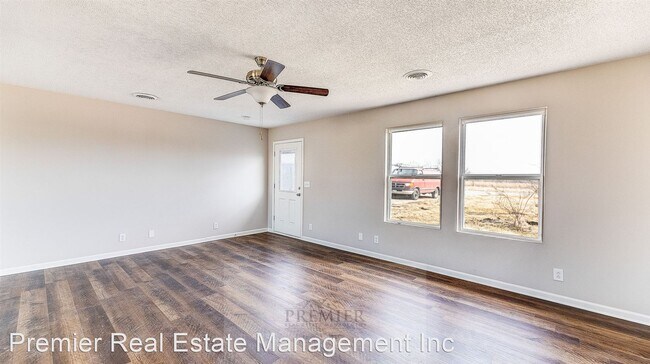 Building Photo - 3 br, 2 bath House - 92 SW 331st Rd