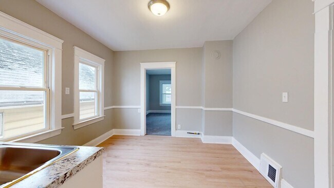 Building Photo - 3465 W 56th St
