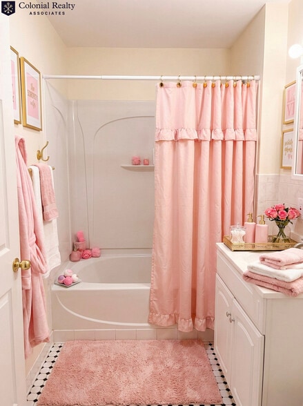 Building Photo - 60 Egmont St