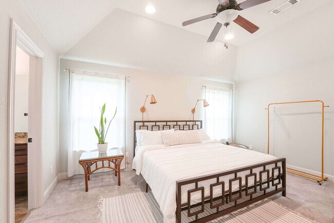 Building Photo - 967 Glass St