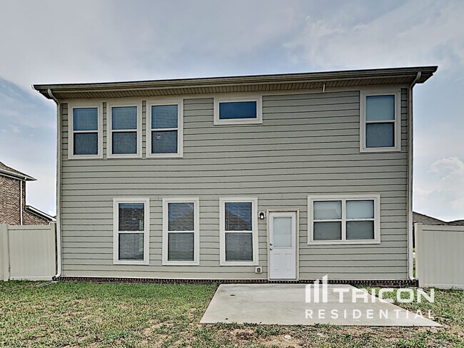 Building Photo - 4752 Kingdom Dr