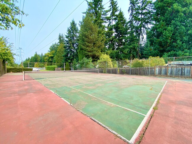 Building Photo - 12251 SE 59th St