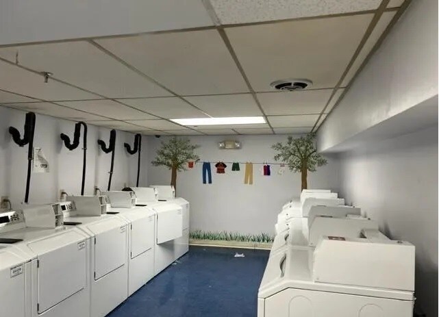 Building Photo - 183 Loomis Dr