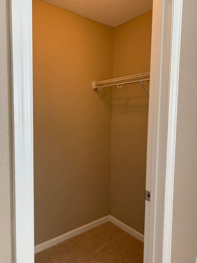 Building Photo - Single Family Home Westyn Bay