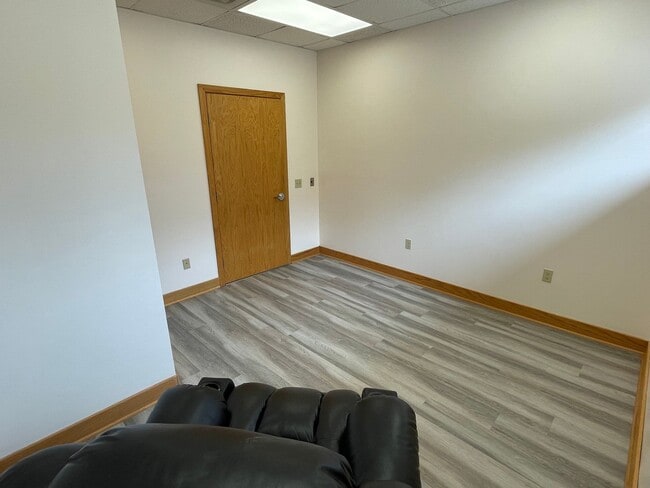 Building Photo - 1920 Monroe St