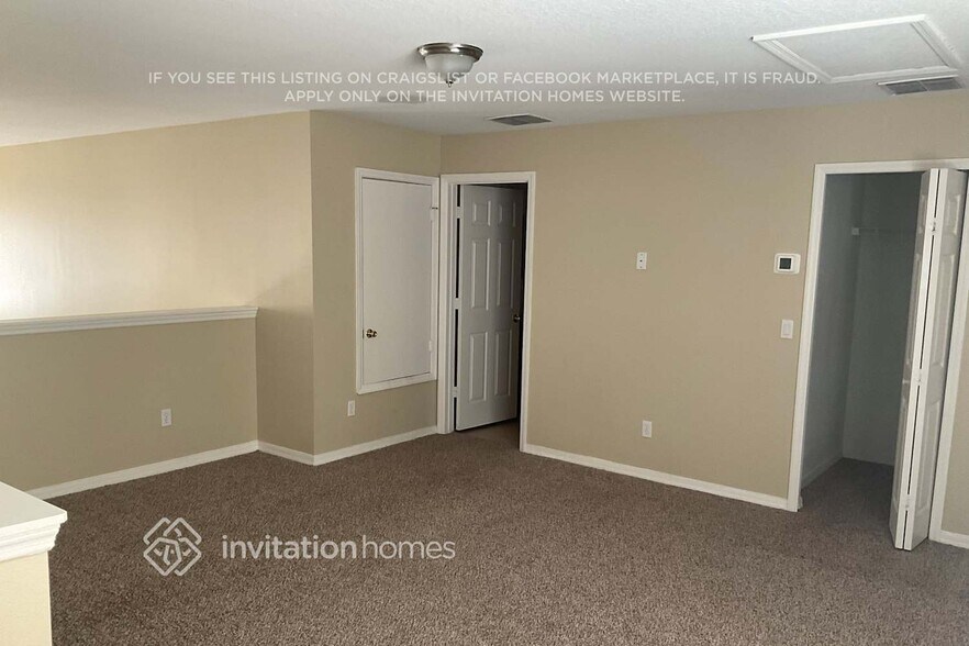 Building Photo - 14711 Sapodilla Dr