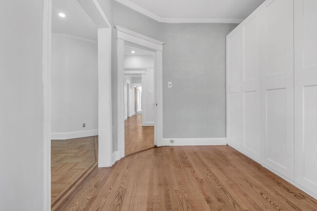 Building Photo - 1121 Avenue C