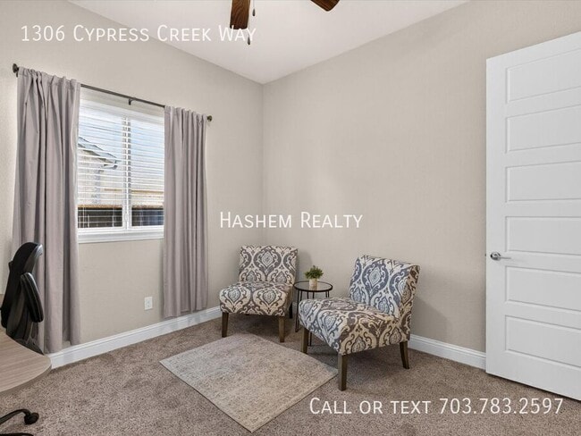 Building Photo - 1306 Cypress Creek Way