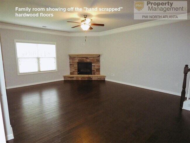 Building Photo - Discover this amazing 4-bedroom, 2.5-bath home in the sought-after gated community of Burnt Bridg...