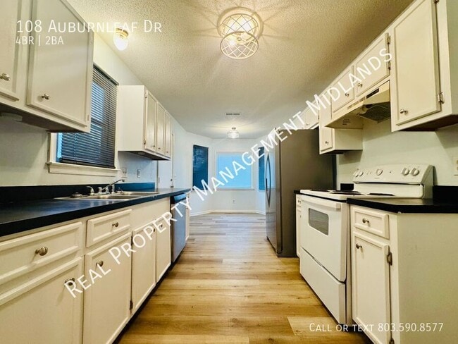 Building Photo - 108 Auburnleaf Dr