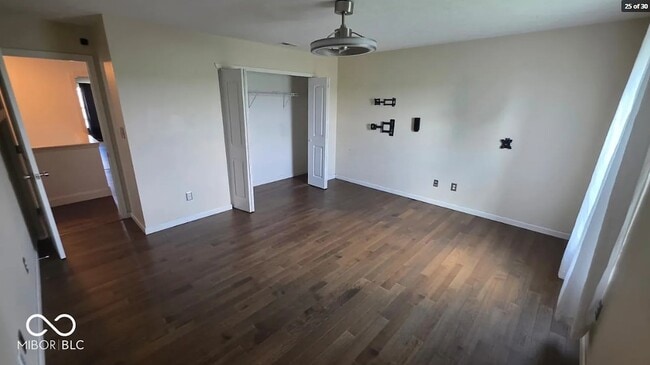 Building Photo - 15098 Royal Grove Dr
