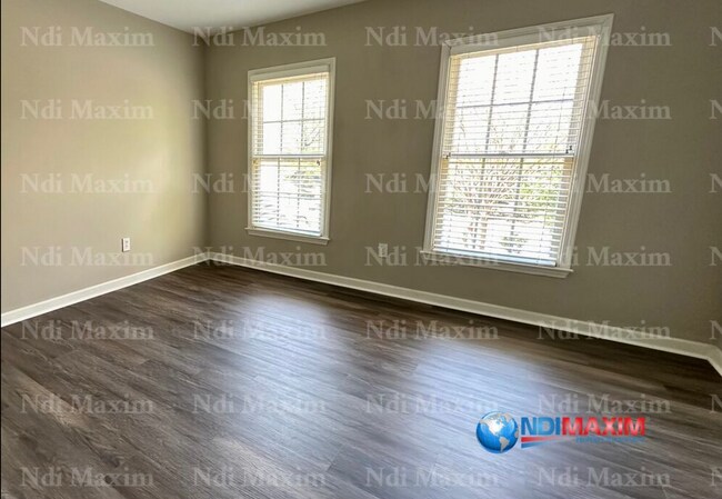 Building Photo - Beautiful house in the LAMBERT cluster in ...