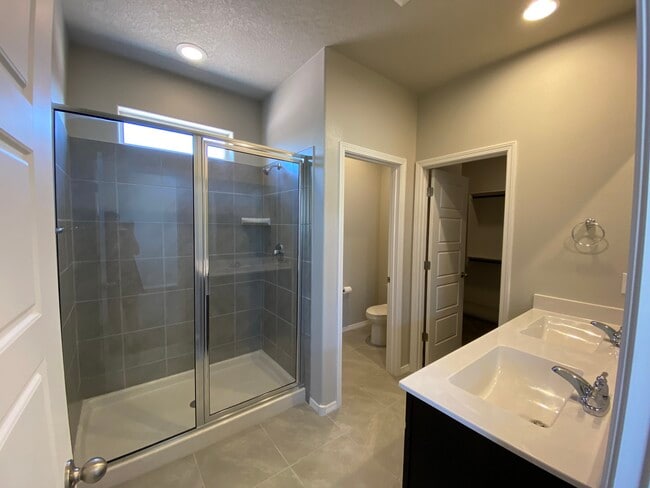 Building Photo - 4806 Mount Salas St NE