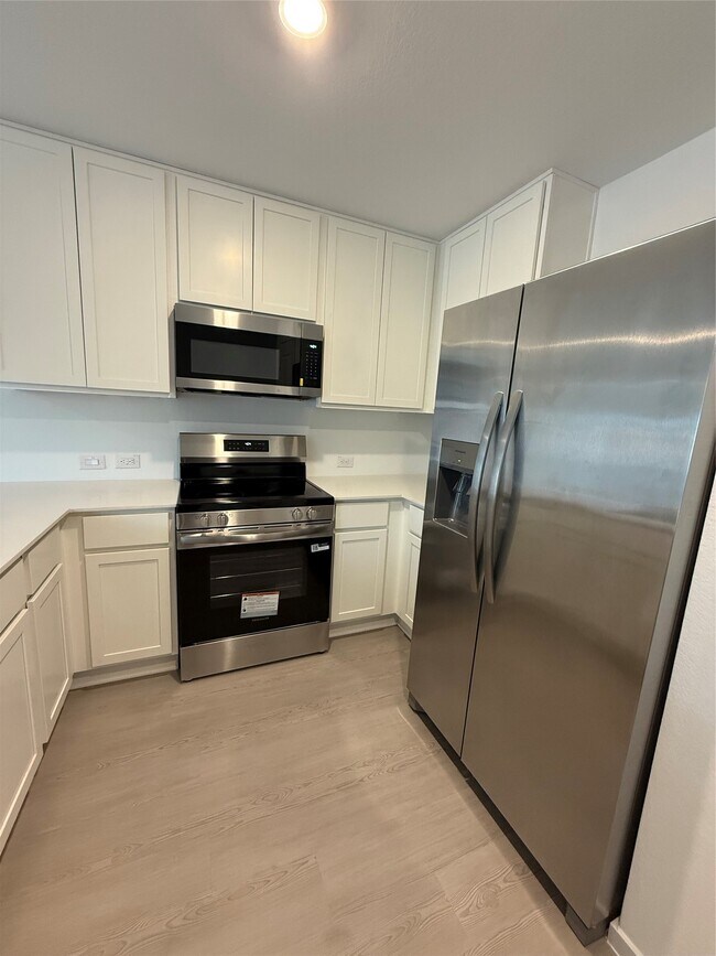 Building Photo - 18753 Loom dr