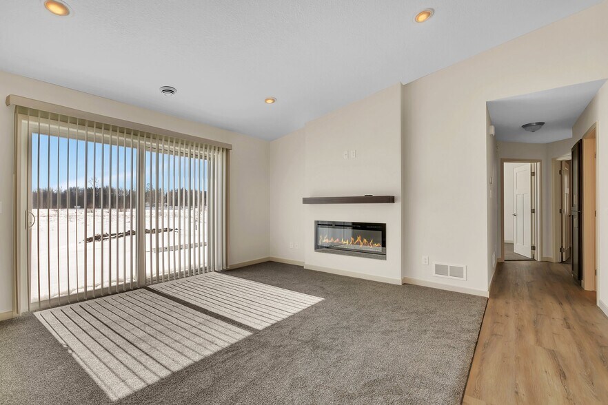 Building Photo - 4349 32nd St S