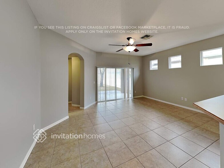 Building Photo - 2618 Rainbow Springs Ln