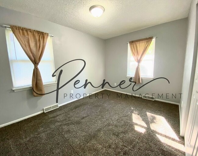 Building Photo - 2309 SW Keystone Dr