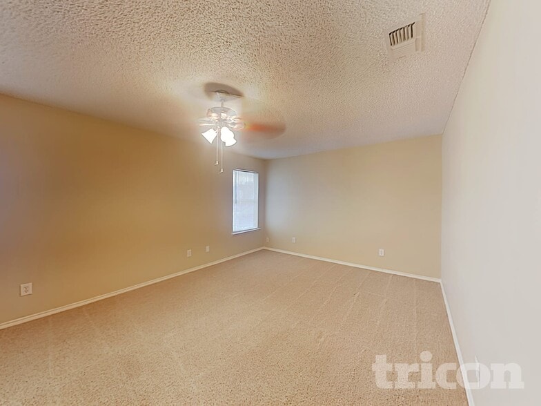 Building Photo - 2087 Palomino Trail