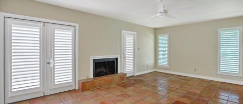 Building Photo - 3611 Las Colinas Dr