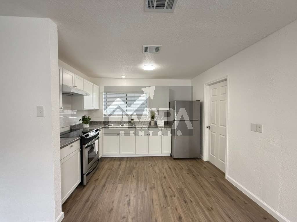 Building Photo - 7135-7135 Grassy Trail