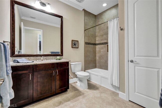 Building Photo - 9147 Isla Bella Cir